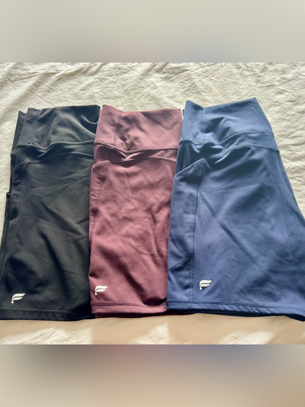 3 Pair - Fabletics Oasis PureLuxe High-Waisted 6'' Shorts - large